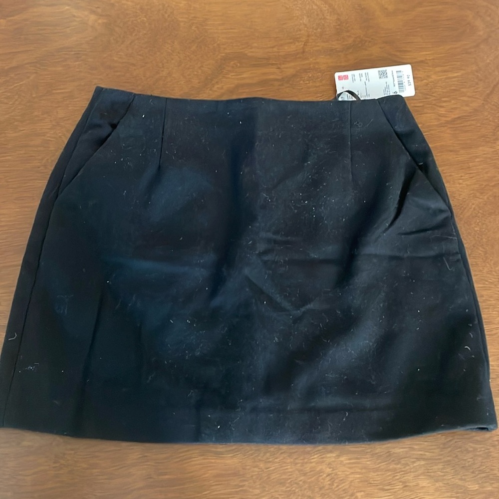 Black skirt